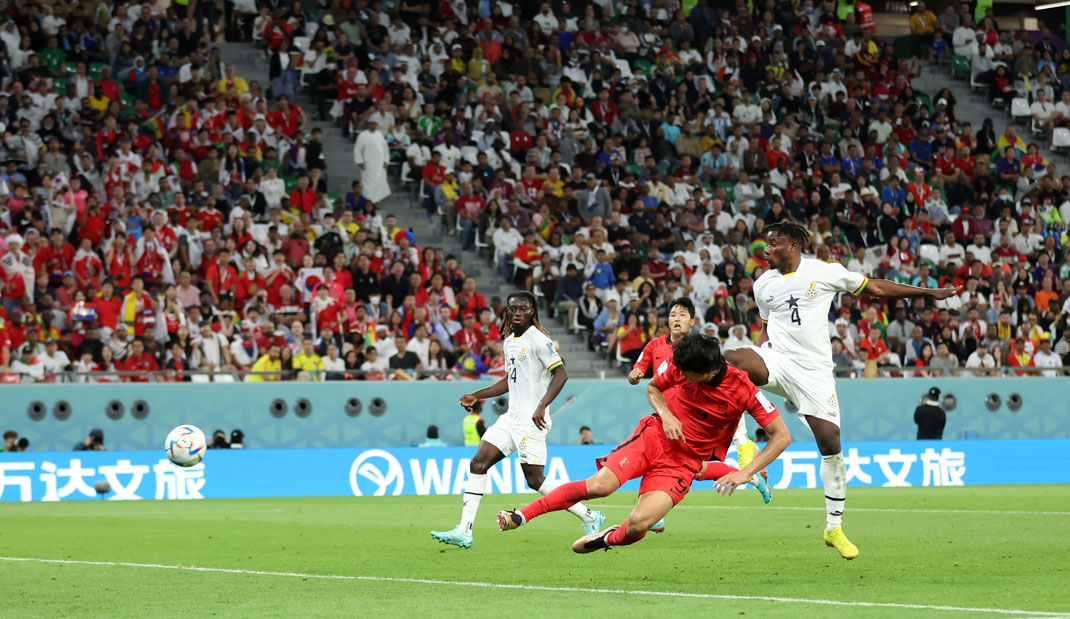 Ghana vence a Corea del Sur en partidazo