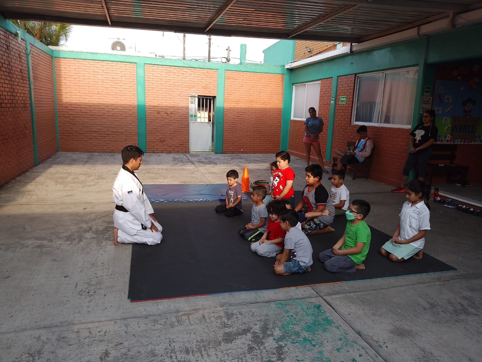 Apertura Il Shim clases de TKD en Laguna Real