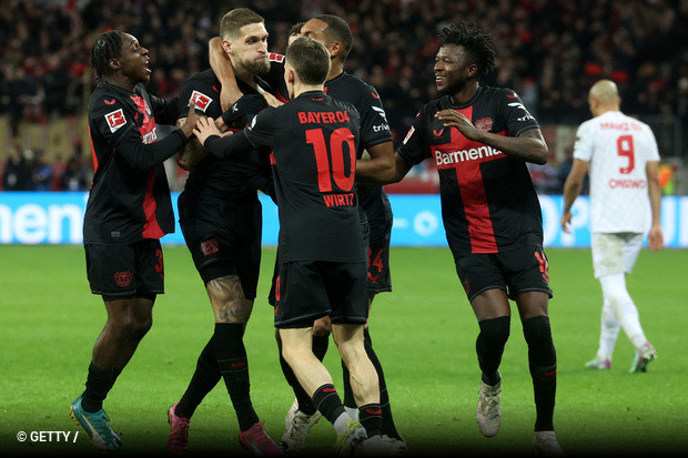 Bayer Leverkusen vence a Mainz e impone récord en la Bundesliga