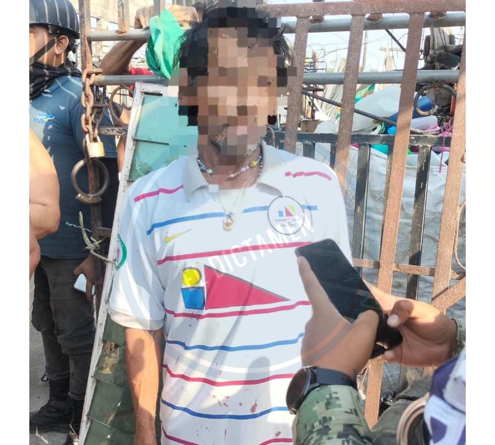 Un hombre intentó robar una tienda de abarrotes propiedad del ex regidor del ayuntamiento de Veracruz.