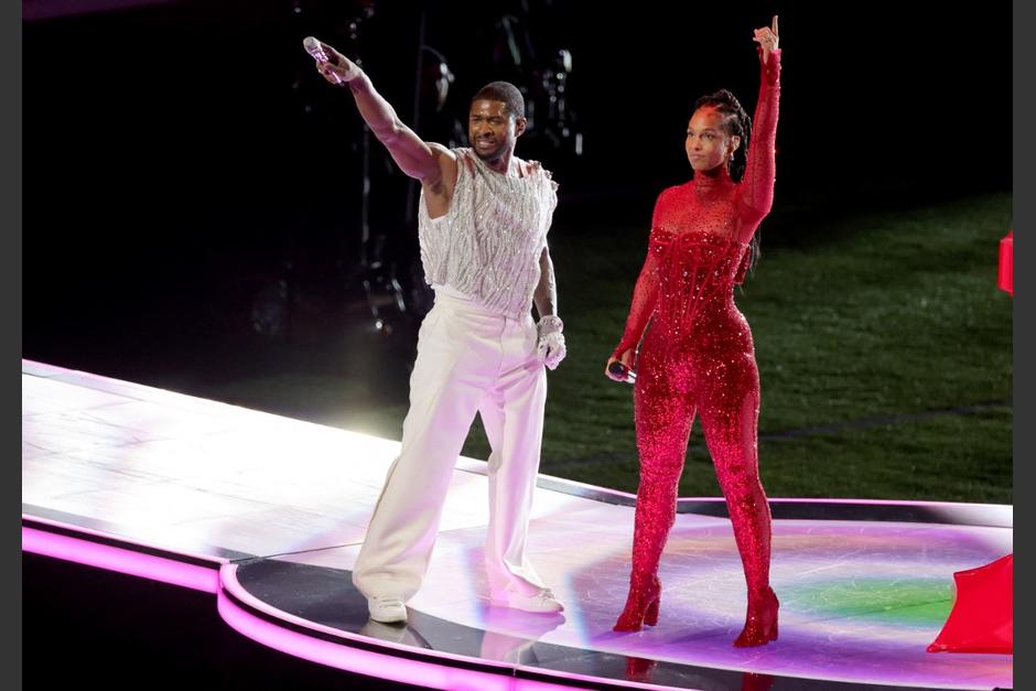 Usher: Los mejores memes que dejó el Show del Medio Tiempo del Super Bowl LVIII
