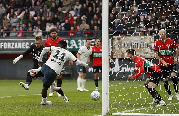 Eredivisie: PSV pierde su invicto de 42 juegos al caer con NEC