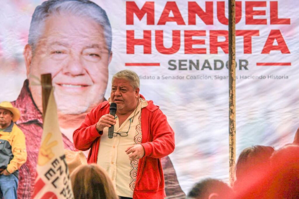 Manuel Huerta destacó la propuesta educativa, que busca erradicar la deserción escolar y apoyar a la economía de las familias.