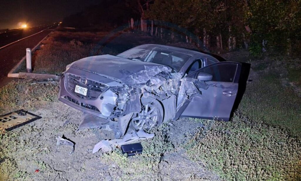 Conductores terminan en pelea a causa de un accidente ocurrido en la autopista Veracruz - Córdoba.