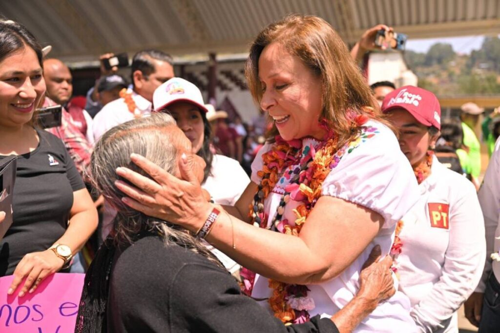 Hoy domingo en Xoxocotla, Rocío Nahle prosiguió su campaña rumbo a la gubernatura.