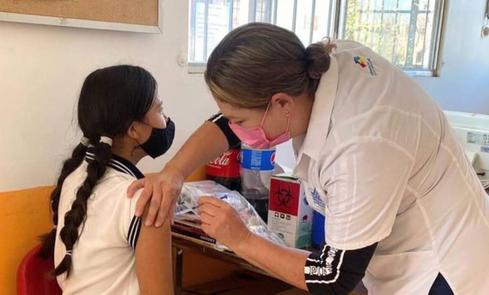 Para proteger la salud de las niñas y niños veracruzanos, el “Gran Vacunatón” empezó a recorrer las diferentes regiones del estado.