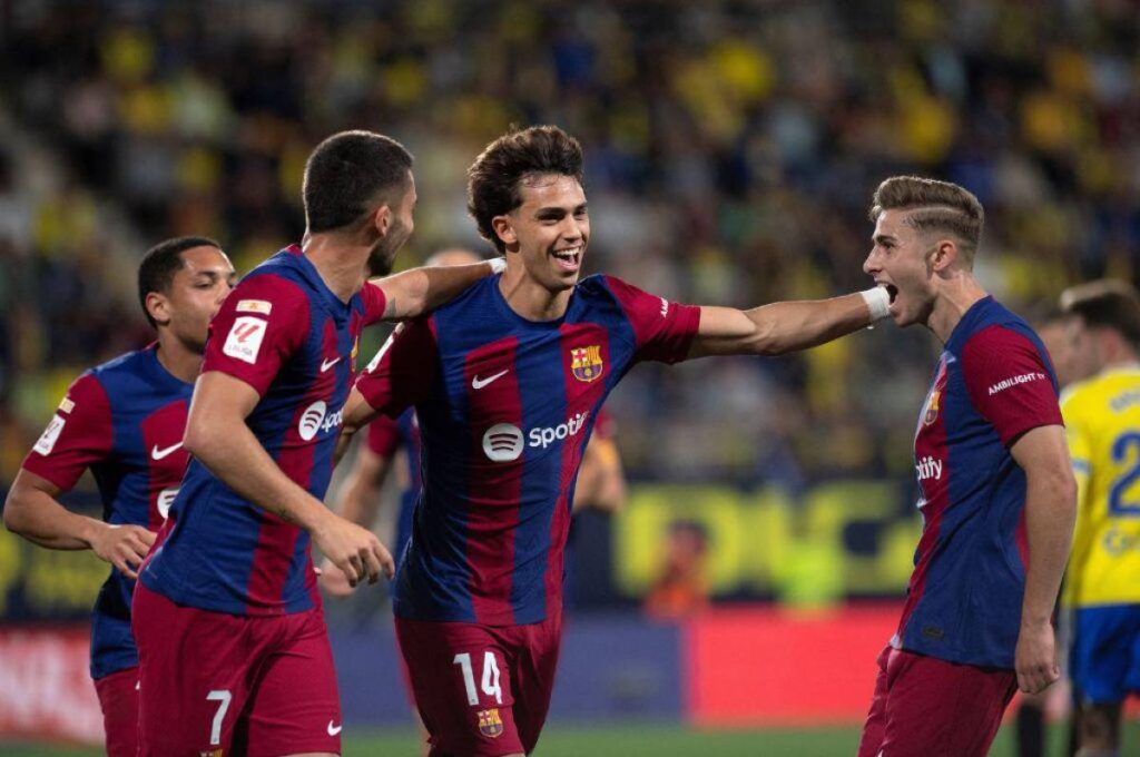 LaLiga: Barcelona gana ante Cádiz con un golazo de chilena de Joao Félix