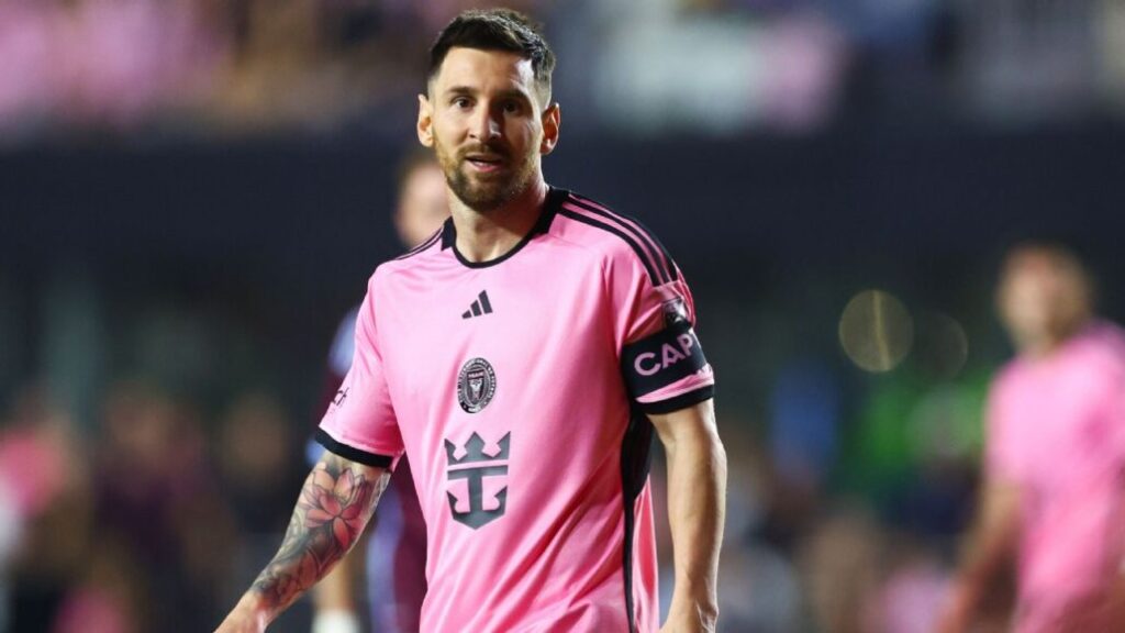 Messi llega a Monterrey para jugar el partido de vuelta de los cuartos de final