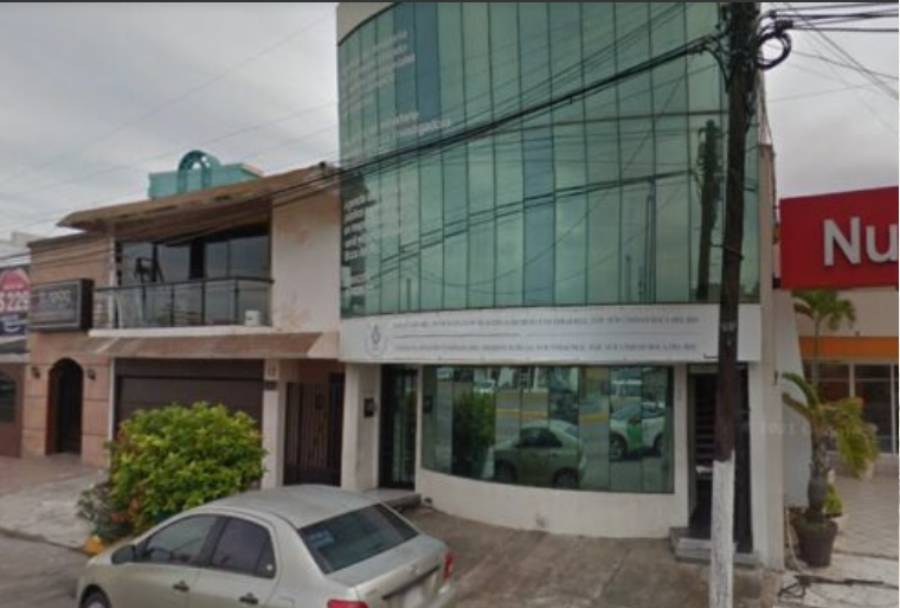 Sujetos disfrazados de pordioseros asaltan a cuentahabiente en Boca del Río, le quitaron 20 mil pesos.