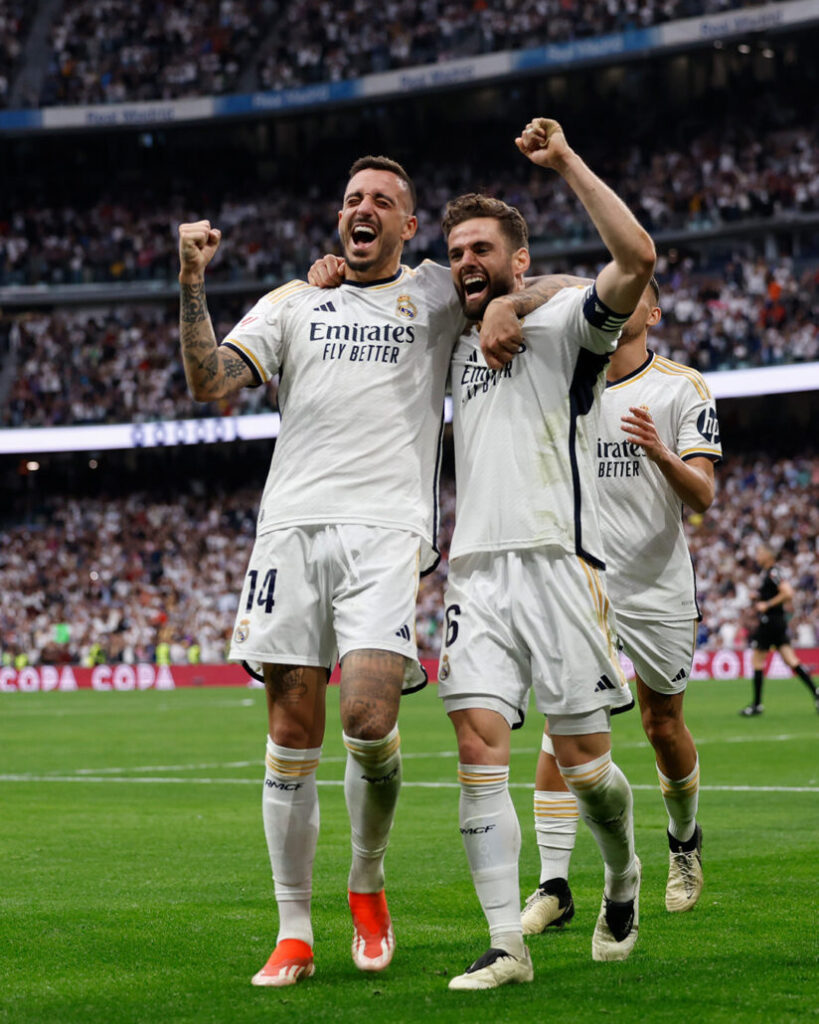 Real Madrid golea a Cádiz y acaricia el título de LaLiga